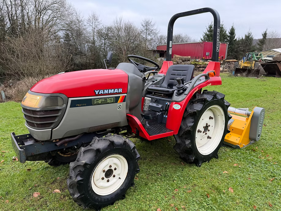 Traktor YANMAR AF18 4WD